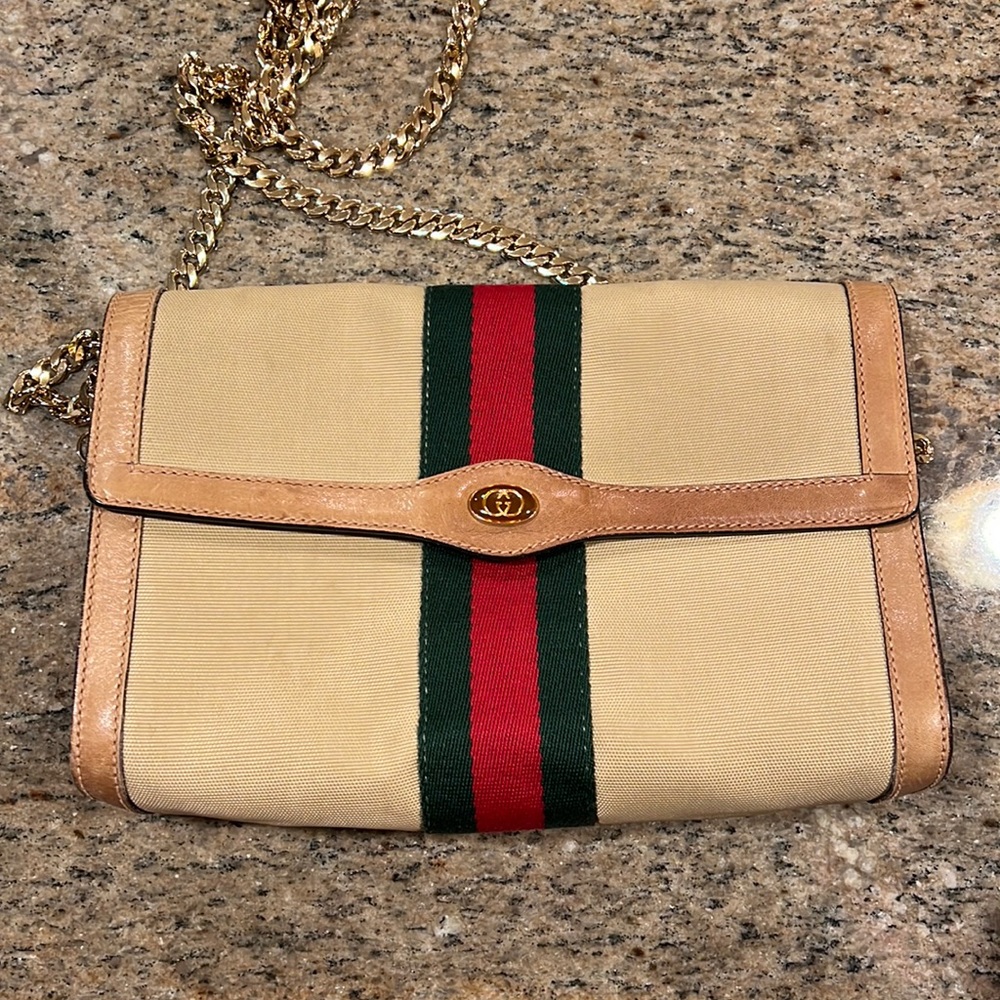 Gucci Crossbody with Chain